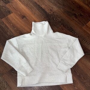 CALIA by Carrie Underwood White Turtleneck Sweater